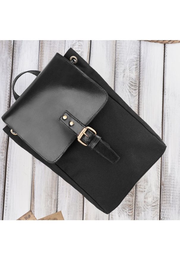 Plecak vintage PAOLO PERUZZI SI-04-BL czarny. Kolor: czarny. Materiał: materiał. Styl: vintage