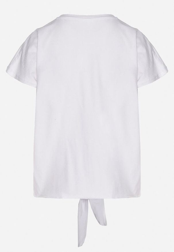 Born2be - Biały T-shirt z Bawełny z Ozdobnym Wiązaniem Sunitra. Okazja: na co dzień, na spotkanie biznesowe. Kolor: biały. Materiał: bawełna. Sezon: lato, wiosna. Styl: klasyczny, biznesowy, casual