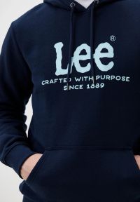 Lee - LEE MĘSKA BLUZA Z KAPTUREM LEE LOGO HOODIE EMPEROR NAVY 112358010. Typ kołnierza: kaptur #3