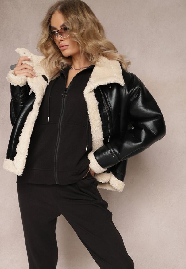 Renee - Czarny Komplet Dresowy 2-częściowy z Bluzą i Spodniami Seraphira. Kolor: czarny. Materiał: dresówka