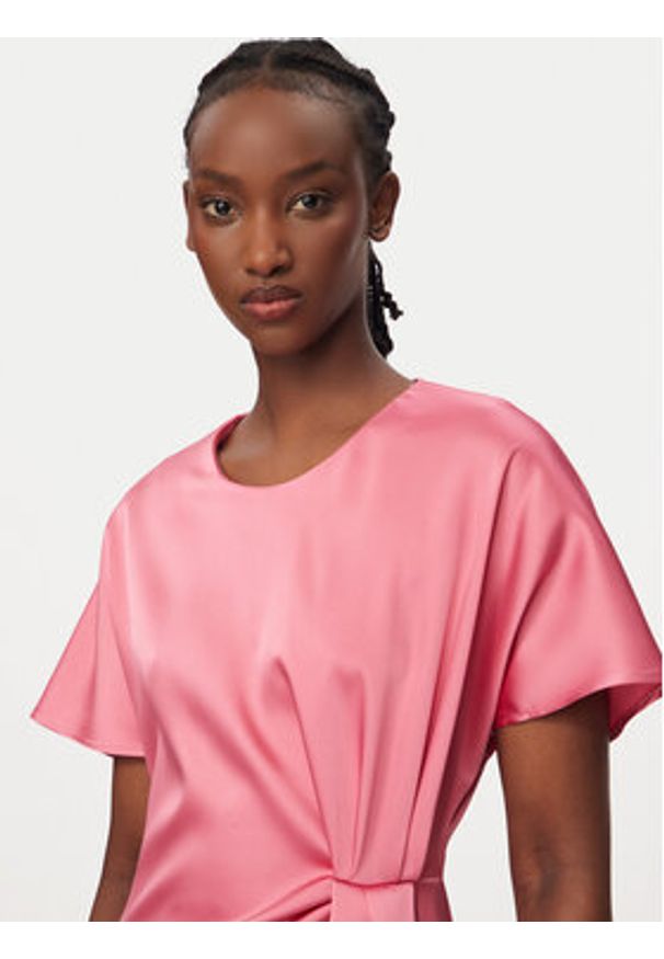 Rinascimento Sukienka koktajlowa CFC0127457003 Różowy Regular Fit. Kolor: różowy. Materiał: syntetyk. Styl: wizytowy