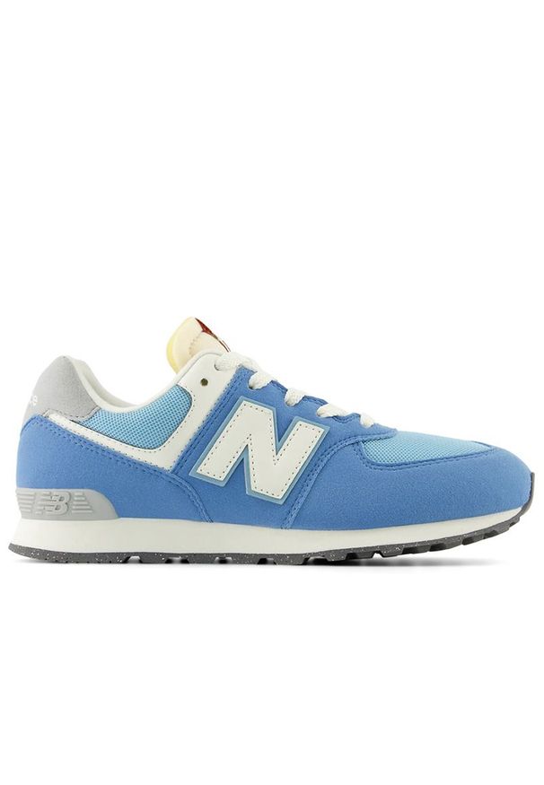 Buty New Balance GC574RCA - niebieskie. Okazja: na co dzień. Kolor: niebieski. Materiał: syntetyk, materiał, zamsz. Szerokość cholewki: normalna. Model: New Balance 574