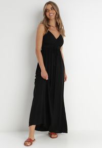 Born2be - Czarna Sukienka z Wiskozy Amanita. Okazja: na co dzień. Kolor: czarny. Wzór: kolorowy, jednolity. Typ sukienki: kopertowe. Materiał: wiskoza. Długość rękawa: na ramiączkach. Sezon: lato. Styl: casual. Długość: maxi #1