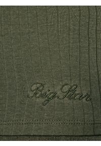 Big-Star - Koszulka damska w prążek khaki Asterca 303. Kolor: zielony. Materiał: jeans, prążkowany, dzianina. Wzór: prążki. Styl: klasyczny, elegancki #3