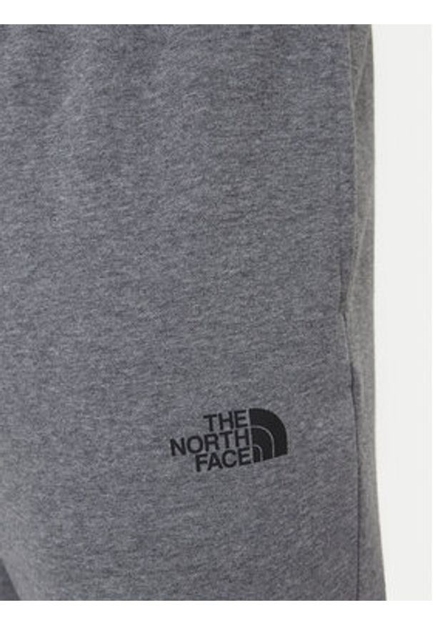 The North Face Spodnie dresowe Simple Dome NF0A8C1W Szary Regular Fit. Kolor: szary. Materiał: bawełna