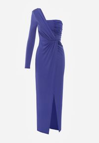 Born2be - Granatowa Kopertowa Sukienka Maxi na Jedno Ramię z Marszczeniami Analaura. Okazja: na imprezę. Kolor: niebieski. Materiał: wiskoza. Typ sukienki: kopertowe. Styl: elegancki. Długość: maxi #8