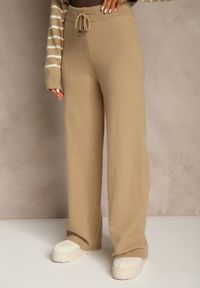 Renee - Ciemnobeżowy Komplet z Bawełną i Wełną Spodnie o Szerokim Kroju i Sweter w Paski Reimeia. Kolor: beżowy. Materiał: wełna, bawełna. Wzór: paski #2