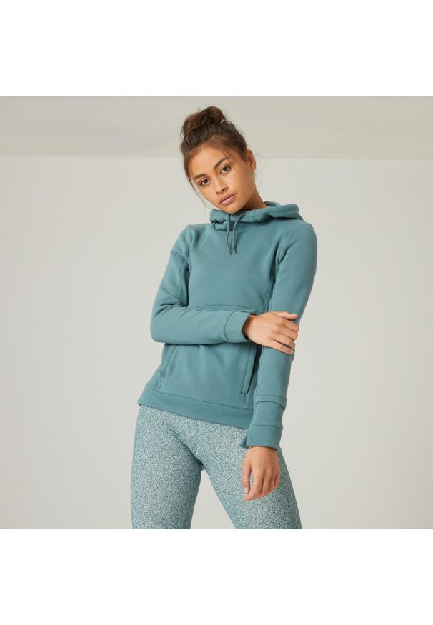 DOMYOS - Bluza z kapturem damska Nyamba Gym & Pilates. Typ kołnierza: kaptur. Kolor: zielony. Materiał: bawełna, materiał, włókno. Wzór: ze splotem. Sport: joga i pilates