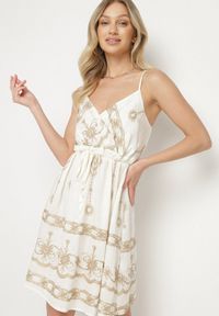 Born2be - Biała Sukienka Boho z Wiskozy na Ramiączkach Zdobiona Metalicznym Haftem Saleriela. Okazja: na co dzień, na spacer. Kolor: biały. Materiał: wiskoza. Długość rękawa: na ramiączkach. Wzór: aplikacja, haft. Typ sukienki: rozkloszowane. Styl: boho #3