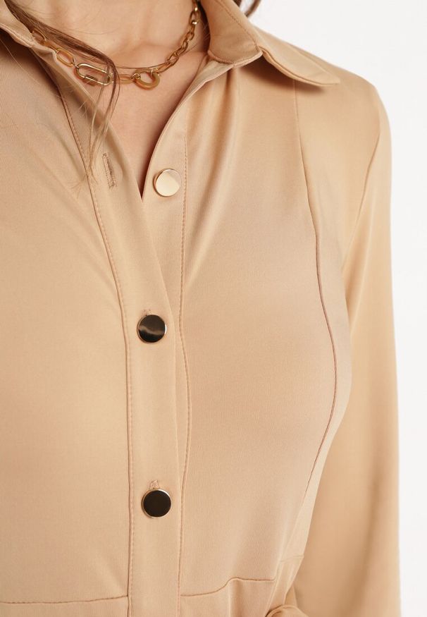 Born2be - Beżowa Sukienka Maxi o Koszulowym Fasonie z Wiązaniem mZynlee. Okazja: na co dzień. Kolor: beżowy. Materiał: wiskoza, dzianina. Typ sukienki: koszulowe. Styl: elegancki, casual, klasyczny. Długość: maxi