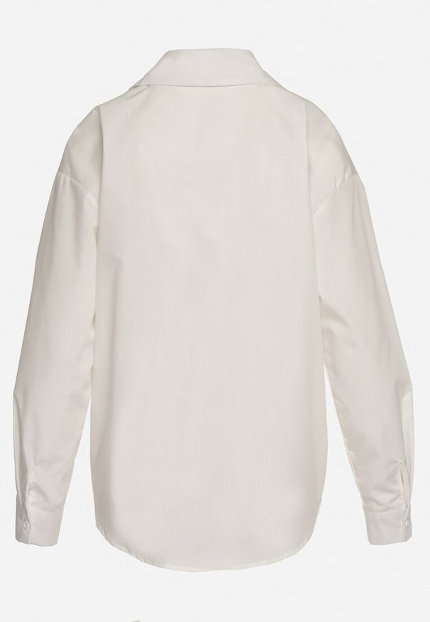 Born2be - Biała Koszula Ozdobiona Falbankami Kwiatami i Perłami Miralith. Typ kołnierza: kołnierz z falbankami. Kolor: biały. Wzór: kwiaty, aplikacja