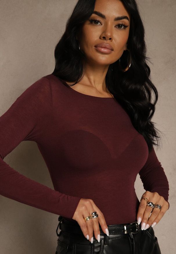 Renee - Bordowa Bluzka Longsleeve z Wiskozy i Kaszmiru Unelle. Kolor: czerwony. Materiał: wiskoza, kaszmir. Długość rękawa: długi rękaw. Styl: klasyczny