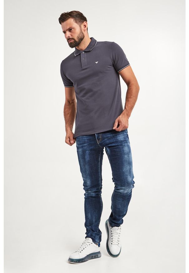 Emporio Armani - Polo męskie EMPORIO ARMANI. Typ kołnierza: polo