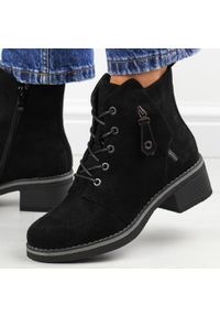 Czarne zamszowe botki damskie M.Daszyński 2459-5. Okazja: na co dzień. Kolor: czarny. Materiał: zamsz. Szerokość cholewki: normalna. Sezon: zima, jesień. Styl: casual, klasyczny, elegancki #1