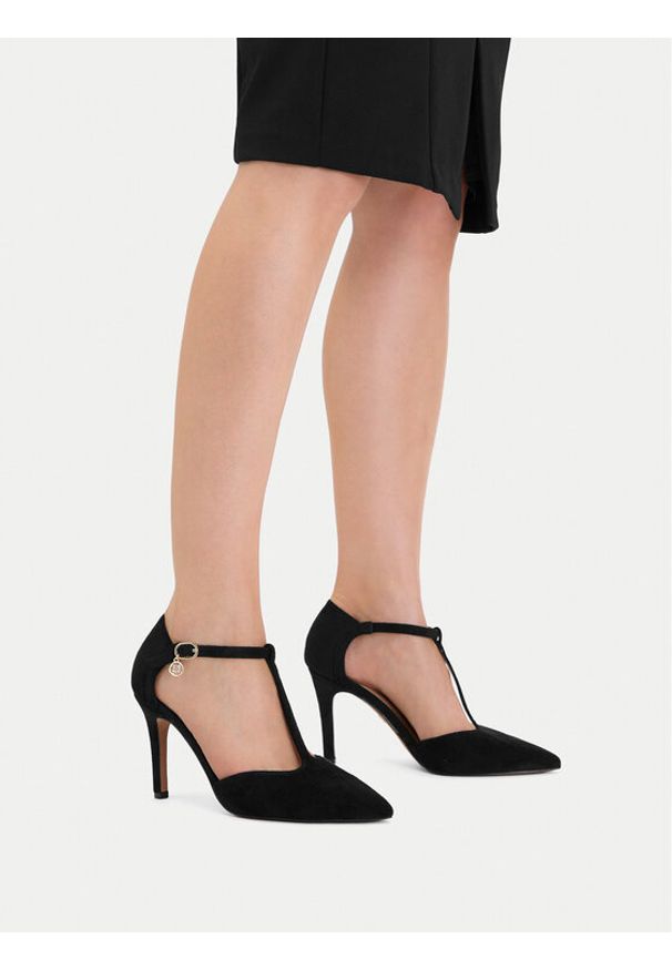 Nine West Szpilki CEO-CD25-193-1 Czarny. Kolor: czarny. Materiał: materiał. Obcas: na szpilce