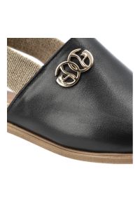 Sandały damskie Armodo, cholewka ze skóry naturalnej wsuwany fason elastyczna gumka z tyłu odkryte palce, czarne, 40473. Okazja: na co dzień. Zapięcie: pasek. Kolor: czarny. Wzór: aplikacja. Materiał: skóra. Sezon: lato. Obcas: na obcasie. Styl: casual, elegancki, klasyczny. Wysokość obcasa: niski #9