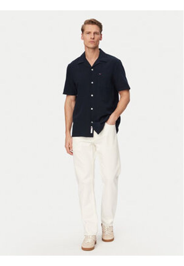 Tommy Jeans Koszula DM0DM23058 Granatowy Regular Fit. Kolor: niebieski. Materiał: bawełna