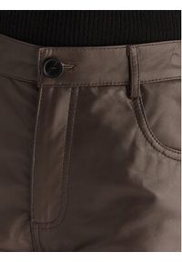 ViCOLO Spodnie skórzane TF0318 Brązowy Regular Fit. Kolor: brązowy. Materiał: skóra #4