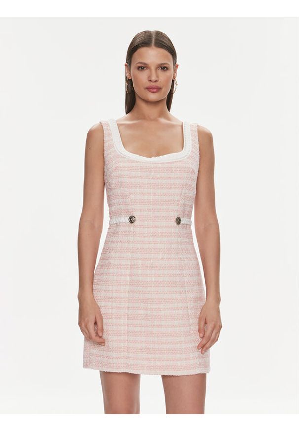 Guess Sukienka codzienna W4RK16 WFWV2 Różowy Bodycon Fit. Okazja: na co dzień. Kolor: różowy. Materiał: syntetyk. Typ sukienki: bodycon, proste. Styl: casual