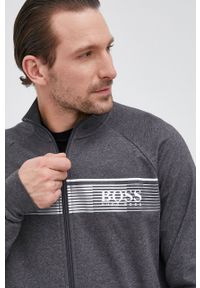 BOSS - Boss Bluza bawełniana męska kolor szary z nadrukiem. Kolor: szary. Materiał: bawełna. Długość rękawa: raglanowy rękaw. Wzór: nadruk