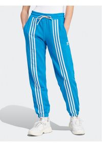 Adidas - adidas Spodnie dresowe IK7852 Niebieski. Kolor: niebieski. Materiał: bawełna, dresówka