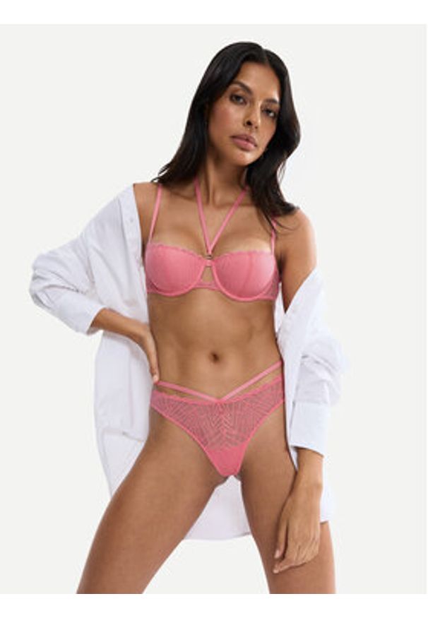 Triumph Stringi That Night In Vegas 10224867 Różowy. Kolor: różowy. Materiał: syntetyk