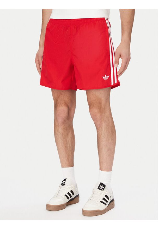 Adidas - adidas Szorty sportowe Sprinter KE3570 Czerwony Regular Fit. Kolor: czerwony. Materiał: syntetyk. Styl: sportowy