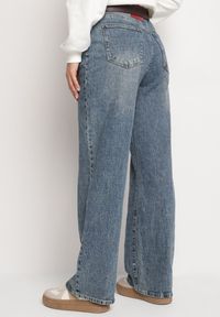 Born2be - Niebieskie Bawełniane Jeansy z Szerokimi Nogawkami i Dodatkowym Paskiem Attecia. Okazja: na co dzień. Stan: podwyższony. Kolor: niebieski. Styl: elegancki, retro, casual #6