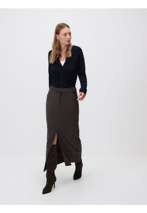 Reserved - Wełniany kardigan - czarny. Kolor: czarny. Materiał: wełna