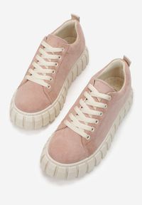 Renee - Różowe Sneakersy Hiardixa. Nosek buta: okrągły. Kolor: różowy. Szerokość cholewki: normalna #4