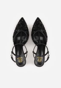 Renee - Czarne Eleganckie Szpilki na Szpilce z Siateczkowym Noskiem z Koralikami Riosira. Zapięcie: pasek. Kolor: czarny. Obcas: na szpilce. Styl: elegancki #4