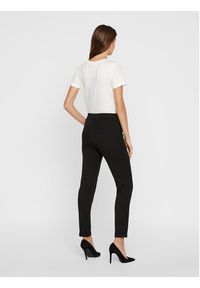 Vero Moda Chinosy Maya 10225280 Czarny Regular Fit. Kolor: czarny. Materiał: wiskoza #3