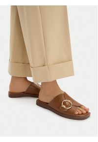 U.S. Polo Assn. Klapki EO-MARINA002W/6Y1 Brązowy. Kolor: brązowy. Materiał: materiał #5