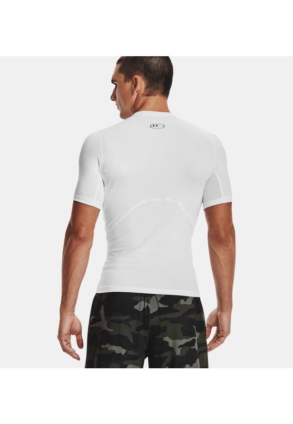 Under Armour - Koszulka termoaktywna męska UNDER ARMOUR 1361518 z krótkim rękawem. Kolor: biały. Długość rękawa: krótki rękaw. Długość: krótkie