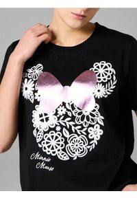 Sinsay - Bawełniana koszulka z nadrukiem Minnie Mouse - czarny. Kolor: czarny. Materiał: bawełna. Wzór: motyw z bajki, nadruk #1