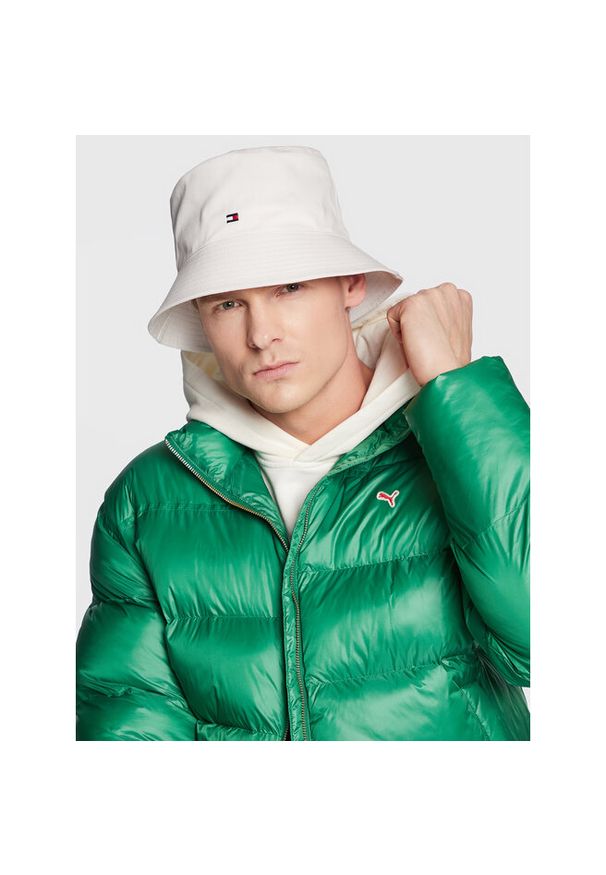 TOMMY HILFIGER - Kapelusz Tommy Hilfiger. Kolor: biały
