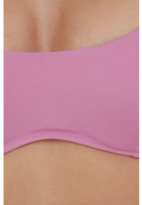 United Colors of Benetton biustonosz kąpielowy kolor różowy miękka miseczka. Kolor: różowy. Materiał: materiał. Długość: długie #4
