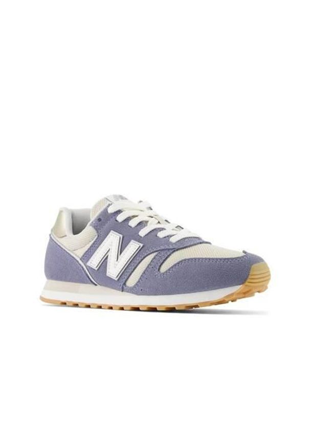 Buty do chodzenia damskie New Balance WL373PJ2. Zapięcie: sznurówki. Kolor: fioletowy, niebieski, wielokolorowy, beżowy. Materiał: zamsz, syntetyk, tkanina, materiał. Szerokość cholewki: normalna. Model: New Balance 373. Sport: turystyka piesza