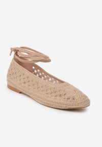 Born2be - Ciemnobeżowe Szydełkowe Balerinki VICES w Stylu Boho z Wiązaniem Wokół Kostki Nassea. Okazja: na co dzień. Kolor: beżowy. Materiał: jeans, len, satyna. Szerokość cholewki: normalna. Wzór: ażurowy. Sezon: lato. Styl: boho #9