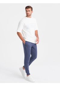 Ombre Clothing - Spodnie dresowe męskie z tkaniny ottoman - ciemnoniebieskie V2. Kolor: niebieski. Materiał: tkanina, dresówka. Styl: sportowy