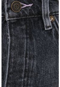 Scotch & Soda szorty jeansowe damskie kolor szary gładkie high waist. Okazja: na co dzień. Stan: podwyższony. Kolor: szary. Materiał: jeans. Wzór: gładki. Styl: casual