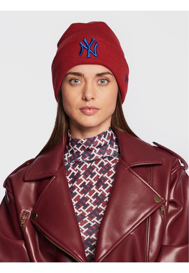 New Era Czapka New York Yankees League Essential 60284956 Czerwony. Kolor: czerwony. Materiał: materiał, akryl