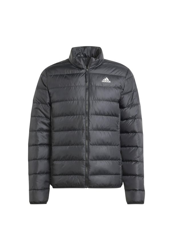 Adidas - Lekka kurtka puchowa adidas Essentials czarna. Kolor: czarny, biały, wielokolorowy. Materiał: puch, materiał. Sezon: zima. Sport: piłka nożna
