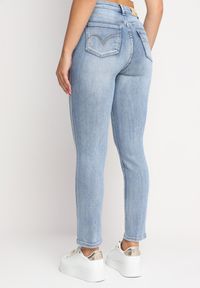 Born2be - Jasnoniebieskie Jeansy Skinny z Wysoką Talią Anelava. Okazja: do pracy. Kolor: niebieski. Styl: elegancki #3