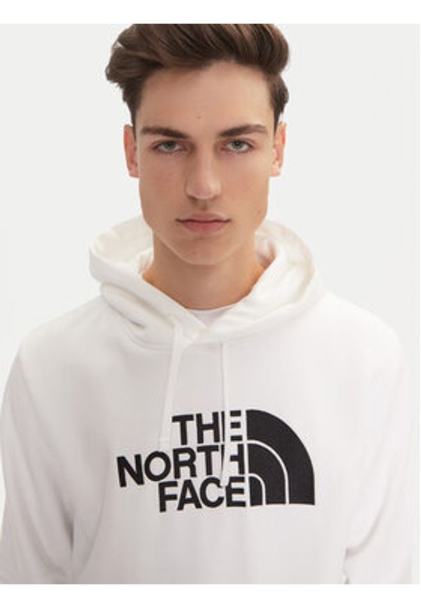 The North Face Bluza Drew Peak NF0A89EM Biały Regular Fit. Kolor: biały. Materiał: bawełna