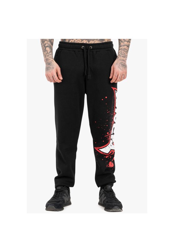 TAPOUT - Spodnie dresowe Tapout Splashing. Kolor: wielokolorowy, czarny, czerwony. Materiał: dresówka