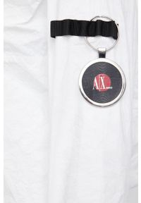 Armani Exchange kurtka damska kolor biały przejściowa. Okazja: na co dzień. Kolor: biały. Materiał: materiał. Styl: casual