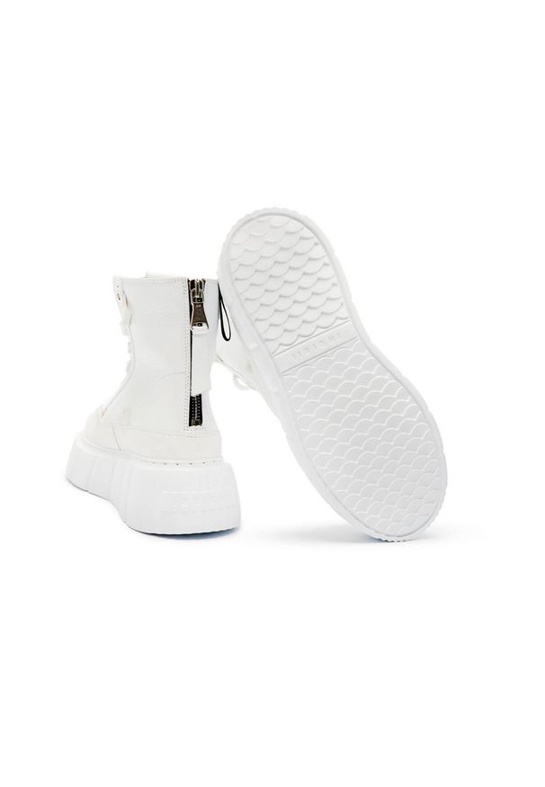 Inuikii - Sneakersy damskie INUIKII LEATHER MATILDA. Okazja: na co dzień, do pracy, na spacer. Kolor: biały. Sport: turystyka piesza