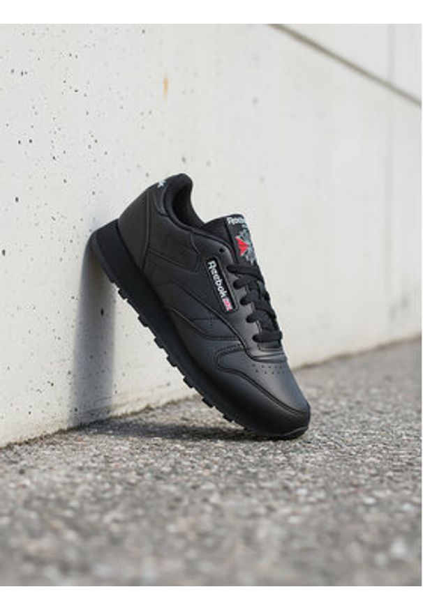 Reebok Sneakersy EO-CLASSIC LEATHER 100008497 Czarny. Kolor: czarny. Materiał: skóra. Model: Reebok Classic
