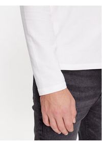 Guess Longsleeve M4RI34 J1314 Biały Slim Fit. Kolor: biały. Materiał: bawełna. Długość rękawa: długi rękaw #4